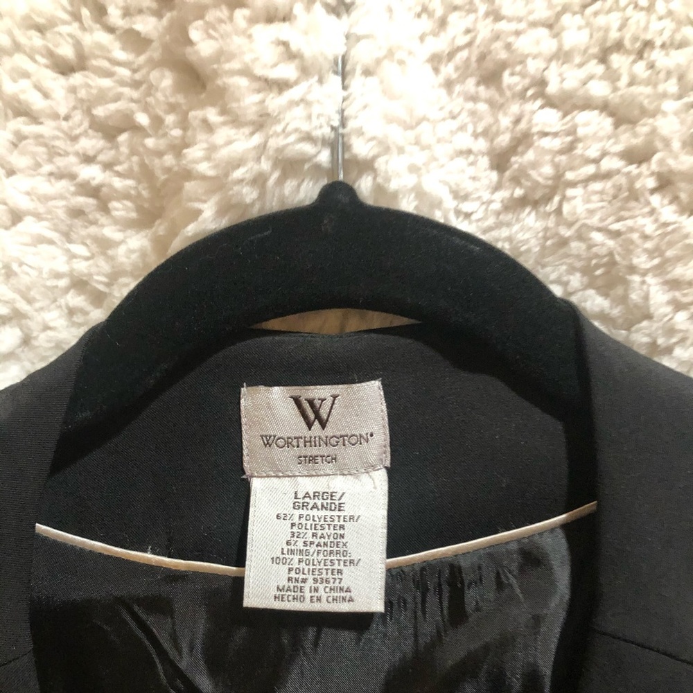 Vest - Picture 2 of 5